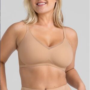NWOT- Honeylove Crossover Bra Size Small in Tan Sand, Wireless Support Bralette
